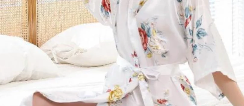 offrir un kimono en soie en cadeau